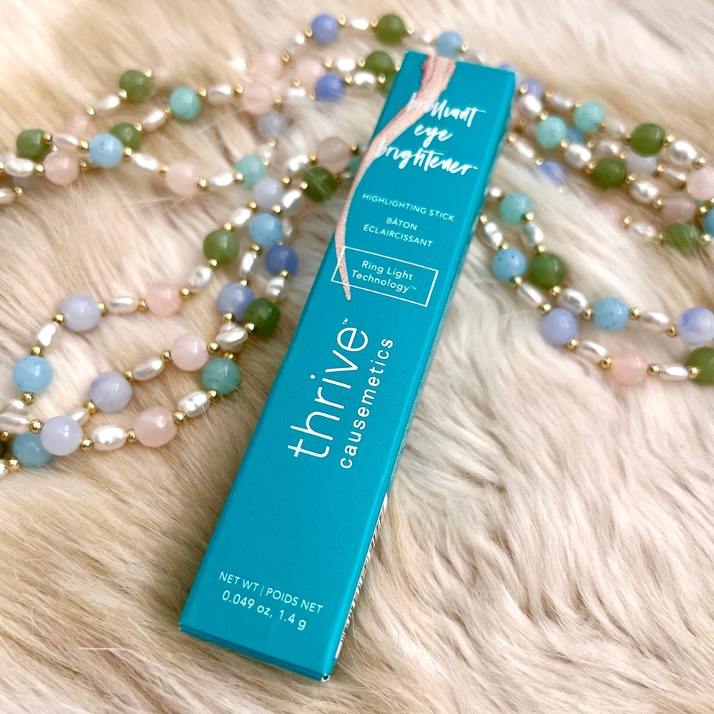Thrive Causemetics Eye Brightener in Teal